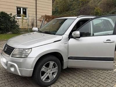 Srebrny Używany 2009 Suzuki Grand Vitara SUV | 32 990 zł