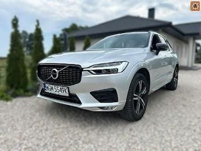 Używany Volvo XC60 R-Design 190 KM (139 kW) 2019 Srebrny (metalik) SUV