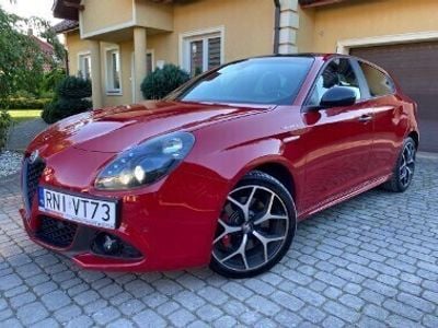 Czerwony Używany 2019 Alfa Romeo Giulietta Veloce Hatchback | 48 500 zł