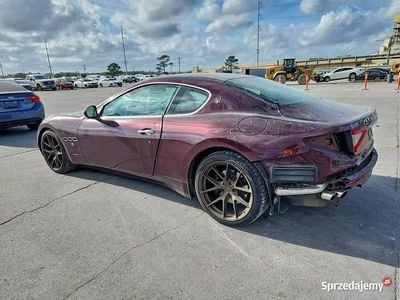 Używany Maserati Granturismo 2008 Bordowy Coupe