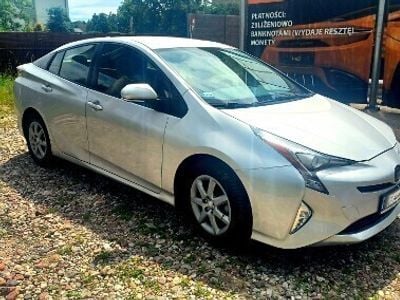 Używany Toyota Prius 100 KM (73 kW) 2016 Srebrny Hatchback
