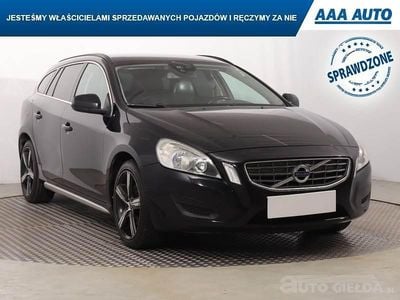 Używany Volvo V60 2012 Czarny Kombi