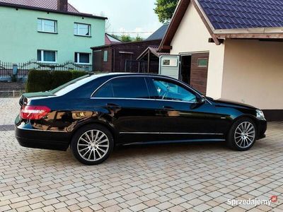 Mercedes E220
