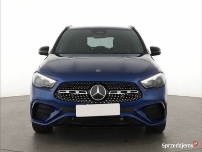 Mercedes GLA200