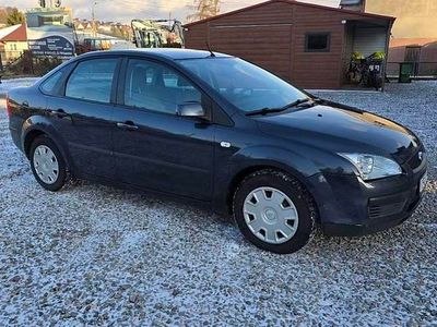 Granatowy Używany 2007 Ford Focus Sedan/Limuzyna | 8500 zł (Dość drogi)