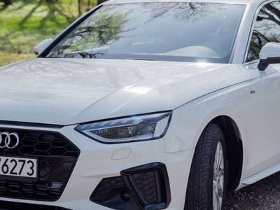 używany Audi A4 40 TFSI S Line Matrix CarPlay Ambient Kamera
