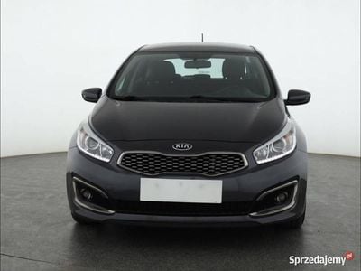 Szary Używany 2017 Kia Ceed Hatchback | 34 999 zł (Uczciwa cena)