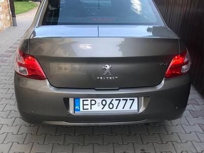 używany Peugeot 301 1.2 benzyna