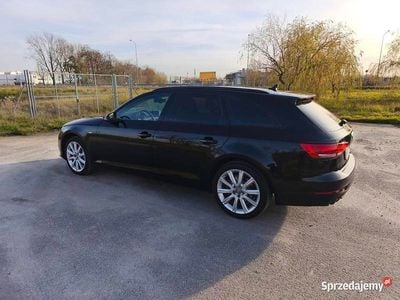 Czarny Używany 2016 Audi A4 Sport Kombi | 54 300 zł (Dobra cena)