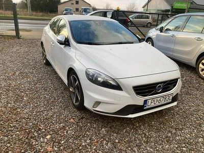 Biały Używany 2013 Volvo V40 Sedan/Limuzyna | 34 900 zł (Dość drogi)