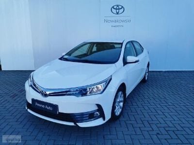 Używany Toyota Corolla Plus 132 KM (97 kW) 2019 Biały Sedan/Limuzyna