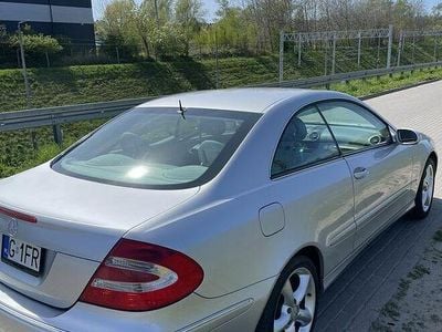 Używany Mercedes CLK320 2005 Srebrny Coupe