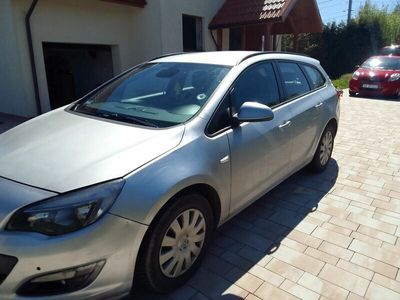 używany Opel Astra sport ture