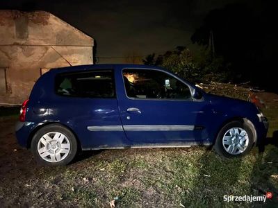 Używany 2001 Renault Clio II | 3500 zł (Dość drogi)