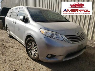 Używany Toyota Sienna XLE 266 KM (195 kW) 2016 Szary Minivan