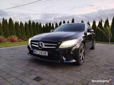 Używany Mercedes C300e Avantgarde 2020 Kombi
