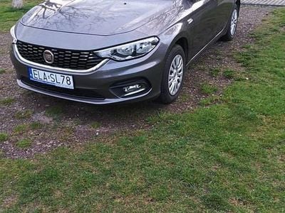 Używany Fiat Tipo 2016 Brązowy Sedan/Limuzyna