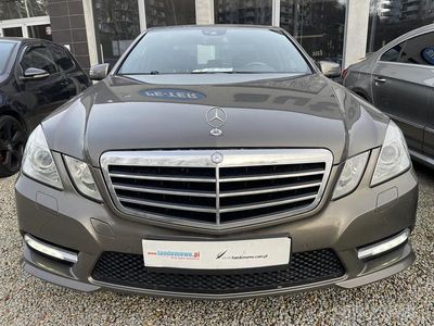 Używany Mercedes E250 Avantgarde 204 KM (150 kW) 2010 Grafitowy metalik Sedan/Limuzyna