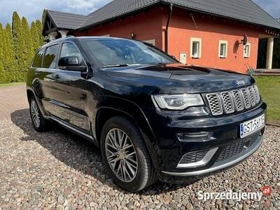 Czarny Używany 2018 Jeep Grand Cherokee Summit SUV | 118 900 zł (Uczciwa cena)