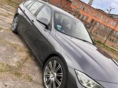 Używany 2013 BMW 320 | 38 000 zł