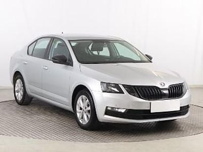 Srebrny Używany 2019 Skoda Octavia Hatchback | 57 999 zł (Dobra cena)