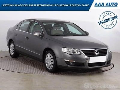 Używany VW Passat 140 KM (102 kW) 2005 Szary