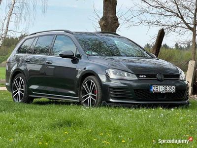 VW Golf VII