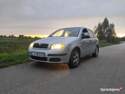 Srebrny Używany 2006 Skoda Fabia Hatchback | 4100 zł