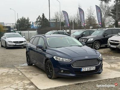 Używany Ford Mondeo 2015 Granatowy Kombi