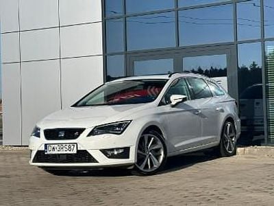 Biały Używany 2016 Seat Leon Kombi | 47 999 zł (Uczciwa cena)