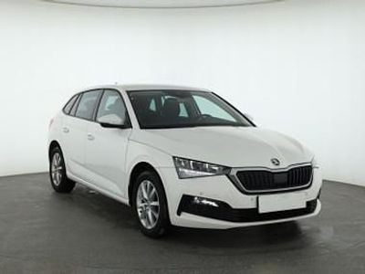 Biały Używany 2021 Skoda Scala Hatchback | 53 999 zł (Dobra cena)