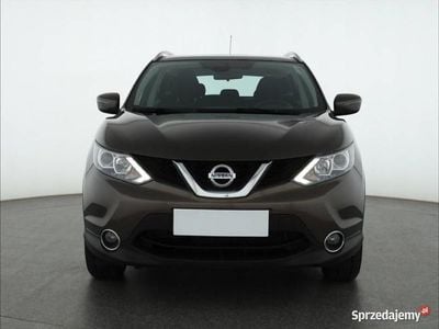 Brązowy Używany 2016 Nissan Qashqai SUV | 37 999 zł (Dobra cena)