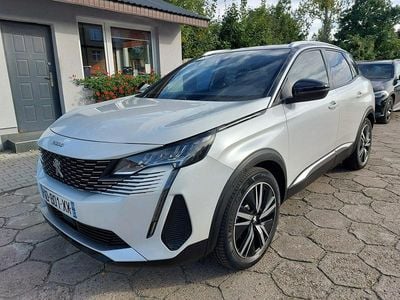 Biały Używany 2021 Peugeot 3008 SUV | 86 000 zł (Dość drogi)