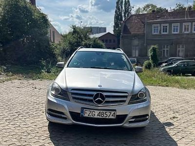 Mercedes C220