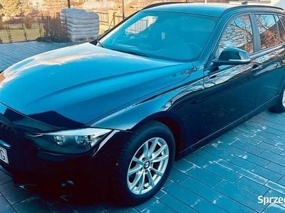 Czarny Używany 2013 BMW 318 Sport Line Kombi | 32 900 zł (Dobra cena)