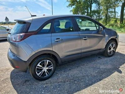 Używany Opel Crossland X Eco 110 KM (80 kW) 2018 Srebrny SUV