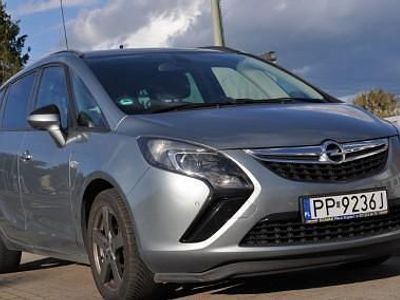Inny kolor Używany 2012 Opel Zafira Minivan | 26 999 zł (Uczciwa cena)