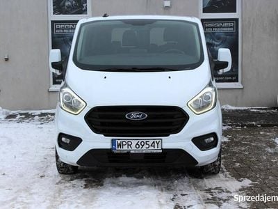 Używany Ford Transit Custom 131 KM (96 kW) 2022 Biały Sedan/Limuzyna