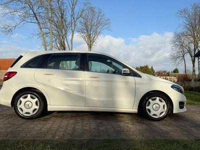Mercedes B180
