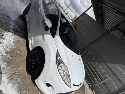 Biały Używany 2011 Ford Fiesta | 13 999 zł (Uczciwa cena)