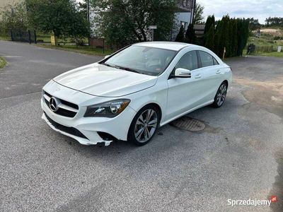 Mercedes CLA250