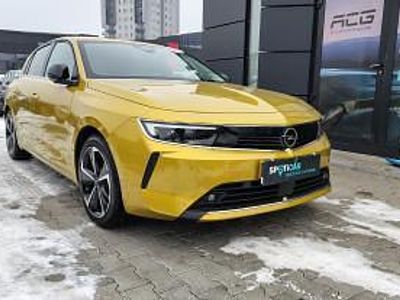 Używany Opel Astra Elegance 130 KM (95 kW) 2023 Złoty Hatchback