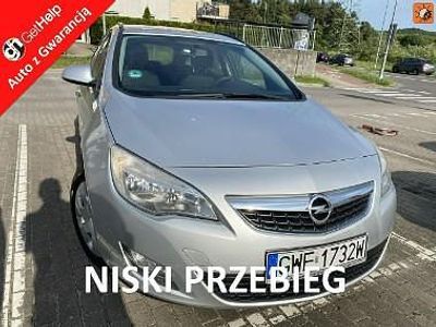 Srebrny Używany 2011 Opel Astra Kombi | 12 300 zł (Uczciwa cena)