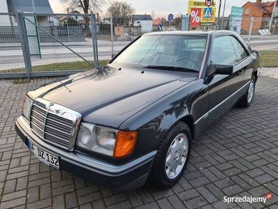 Używany Mercedes E300 1992