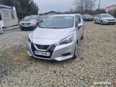 Używany Nissan Micra 100 KM (73 kW) 2020 Srebrny Hatchback