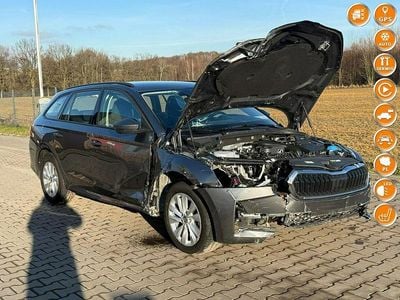 Szary (metalik) Używany 2024 Skoda Octavia Selection Kombi | 36 900 zł