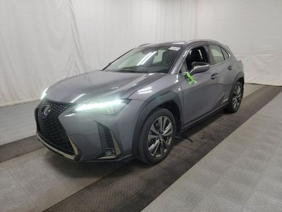 używany Lexus UX 2dm 181KM 2019r. 33 756km