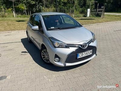 Używany Toyota Yaris Premium 99 KM (72 kW) 2016 Hatchback