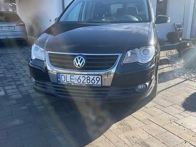 Czarny Używany 2009 VW Touran Minivan | 18 500 zł (Uczciwa cena)