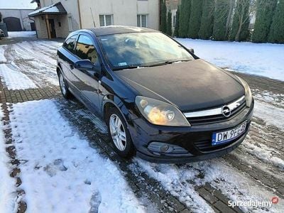 Używany Opel Astra 2006 Czarny Coupe